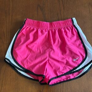 Nike Dri-Fit - XS - hot pink